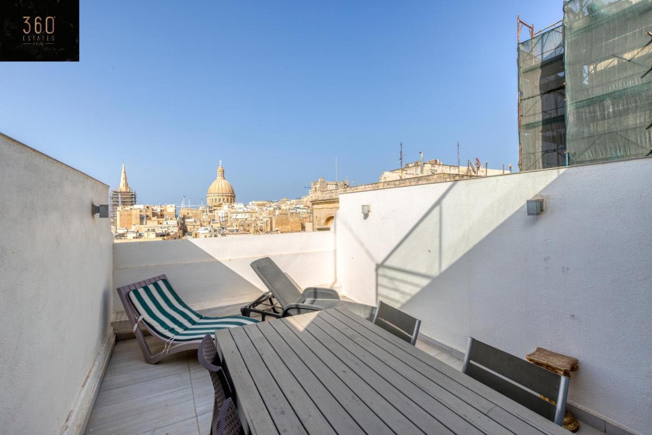 Mesmerising Views For A 2Br Apt In The Capital By 360 Estates Valletta Exteriör bild